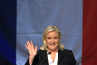 Marine Le Pen "Trop de noirs en Equipe de France à cause de Macron"